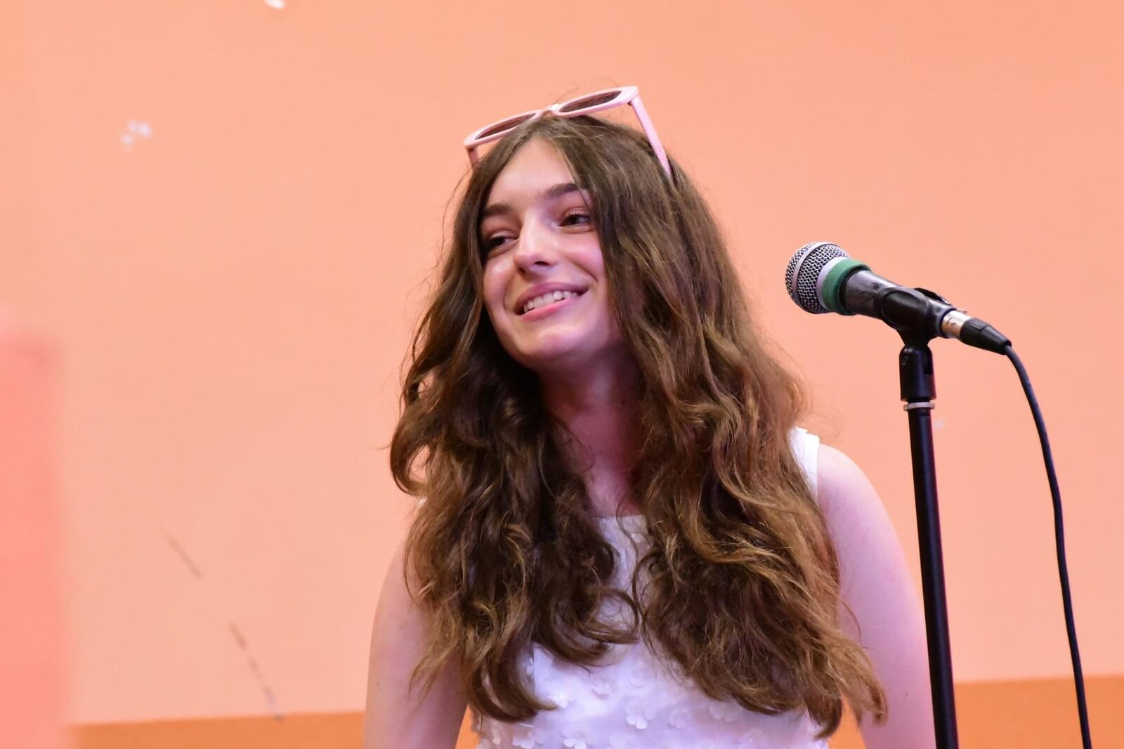 Moment de pe scenă la un concert al academiei 10